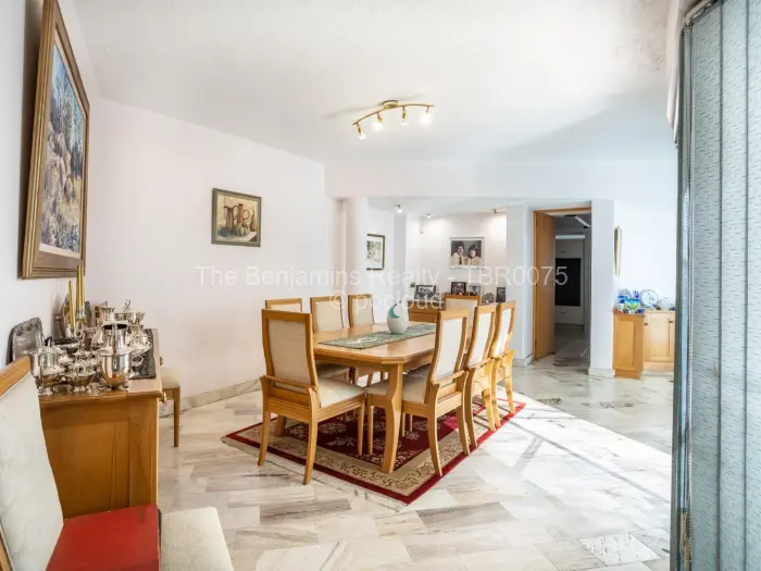 Townhouse/Cluster for Sale in Newlands, Harare