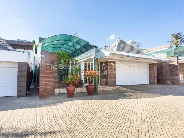 Townhouse/Cluster for Sale in Newlands, Harare