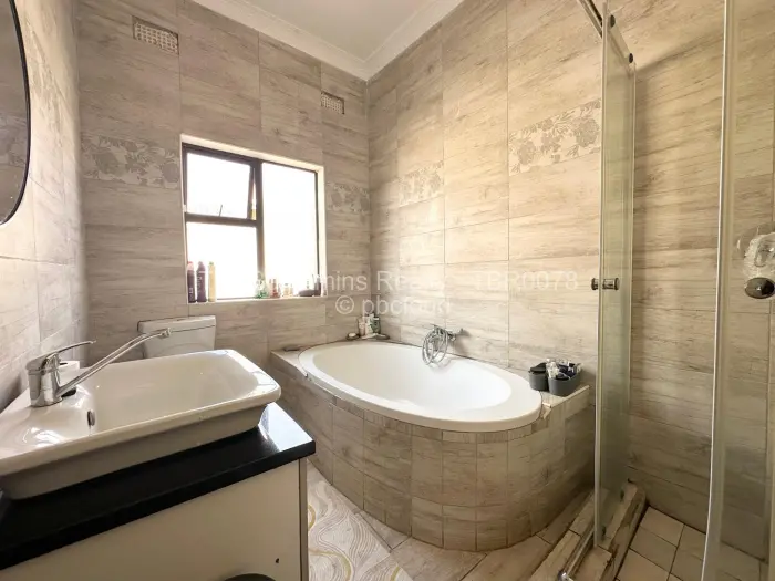Townhouse/Complex/Cluster for Sale in Hogerty Hill, Harare