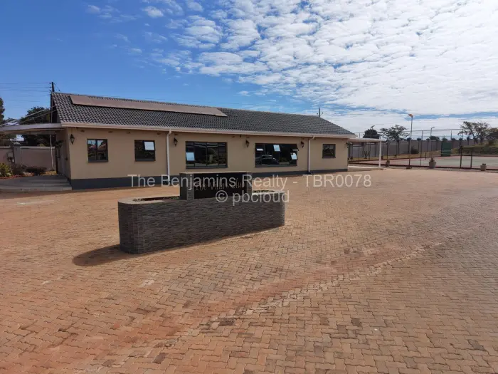 Townhouse/Complex/Cluster for Sale in Hogerty Hill, Harare