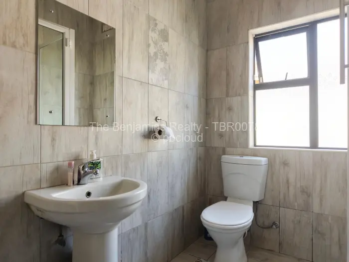 Townhouse/Complex/Cluster for Sale in Hogerty Hill, Harare