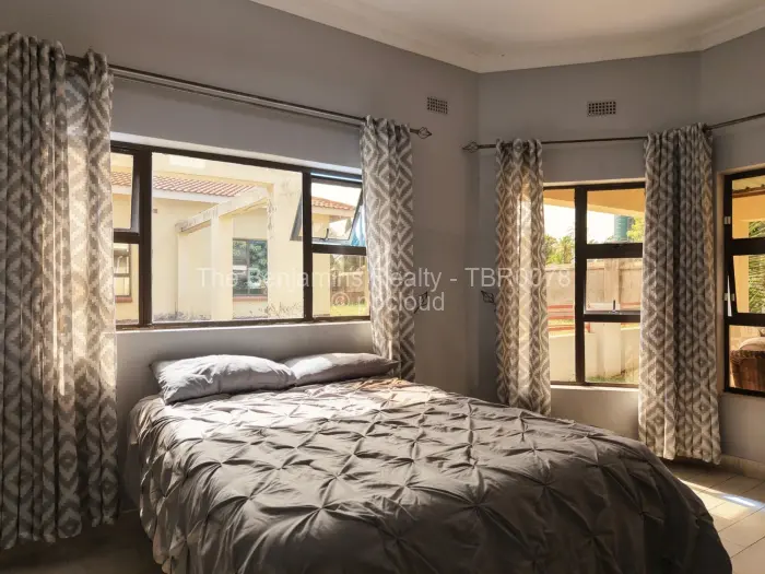Townhouse/Complex/Cluster for Sale in Hogerty Hill, Harare