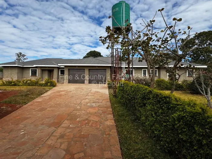 Townhouse/Complex/Cluster to Rent in Mandara