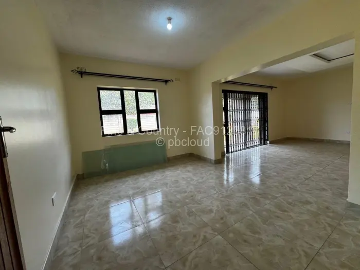 Townhouse/Complex/Cluster to Rent in Mandara