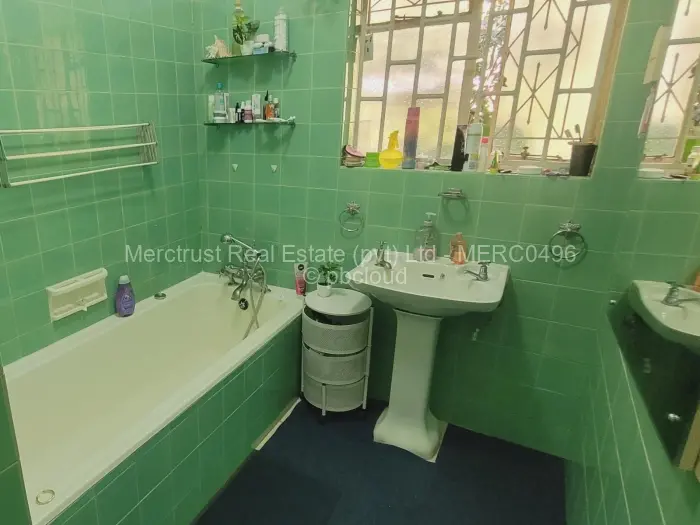 4 Bedroom House to Rent in Mount Pleasant
