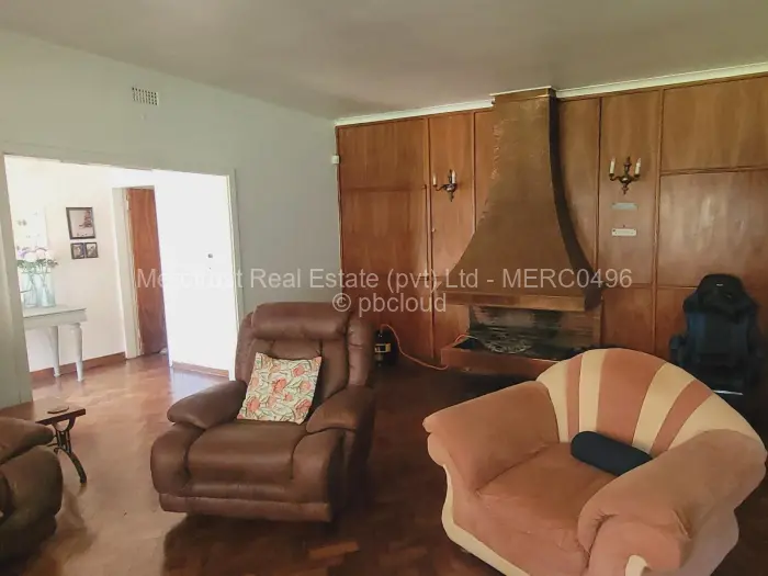4 Bedroom House to Rent in Mount Pleasant