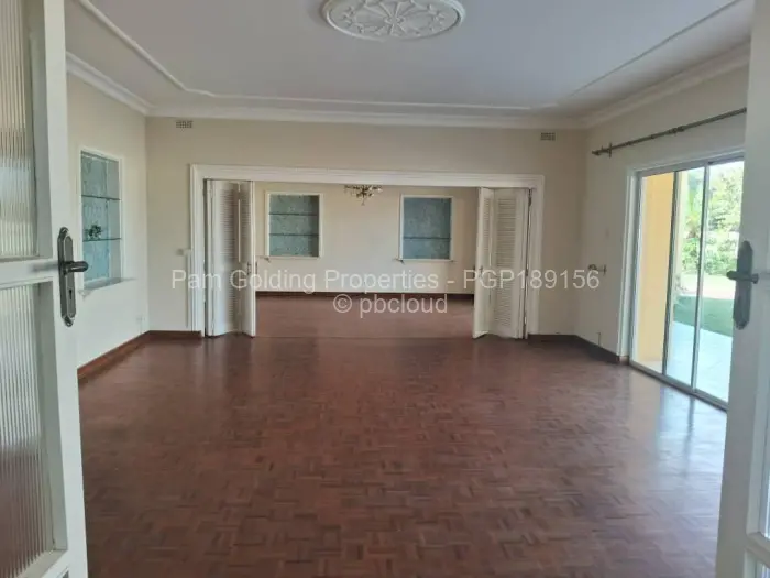 6 Bedroom House for Sale in Mount Pleasant, Harare