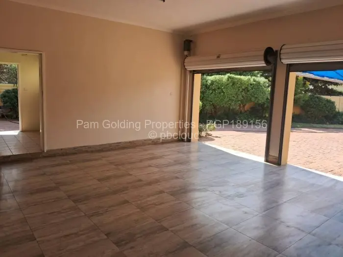 6 Bedroom House for Sale in Mount Pleasant, Harare