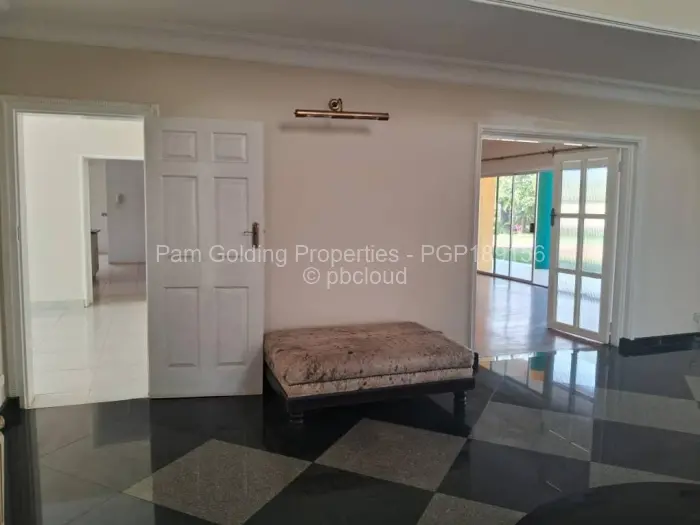 6 Bedroom House for Sale in Mount Pleasant, Harare