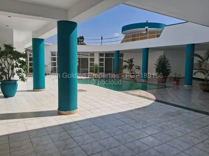 6 Bedroom House for Sale in Mount Pleasant, Harare