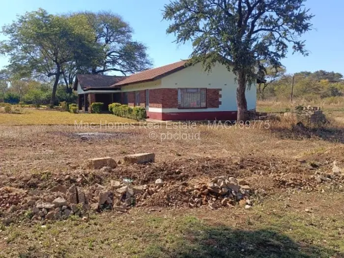 4 Bedroom House for Sale in Kwekwe, Kwekwe