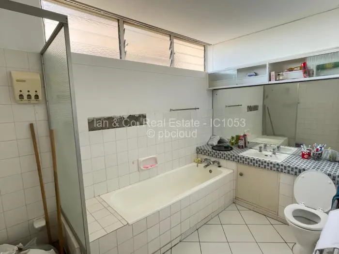 Flat/Apartment to Rent in Ascot, Bulawayo