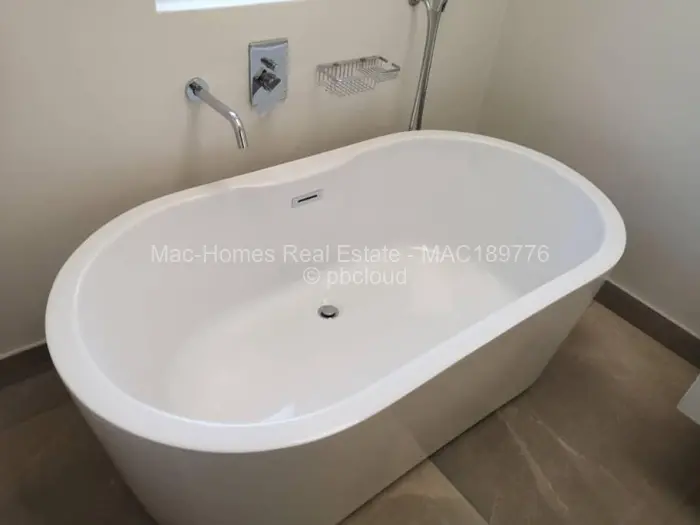 Townhouse/Cluster for Sale in Mount Pleasant, Harare