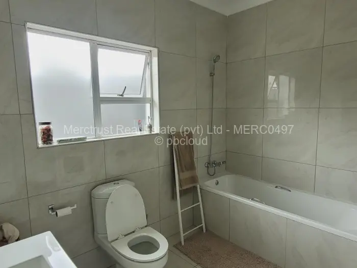 2 Bedroom Cottage/Garden Flat to Rent in Highlands, Harare