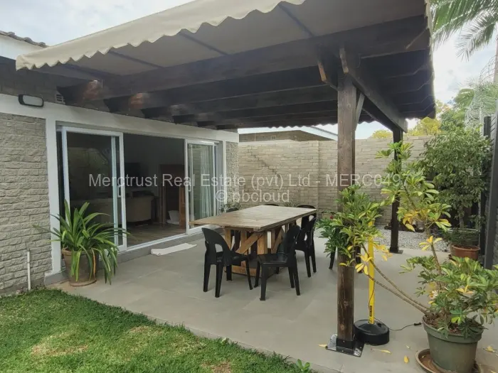 2 Bedroom Cottage/Garden Flat to Rent in Highlands, Harare
