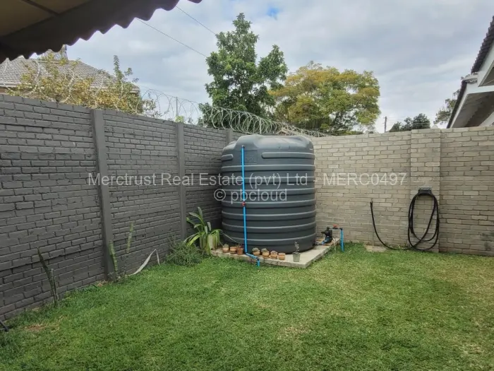 2 Bedroom Cottage/Garden Flat to Rent in Highlands, Harare