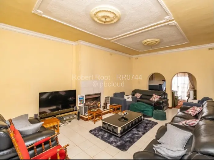 4 Bedroom House for Sale in Highlands, Harare