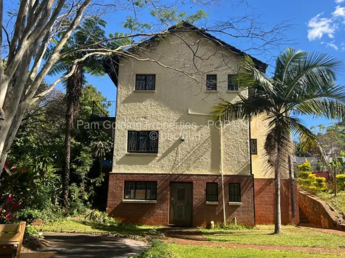 6 Bedroom House for Sale in Fairbridge Park, Mutare