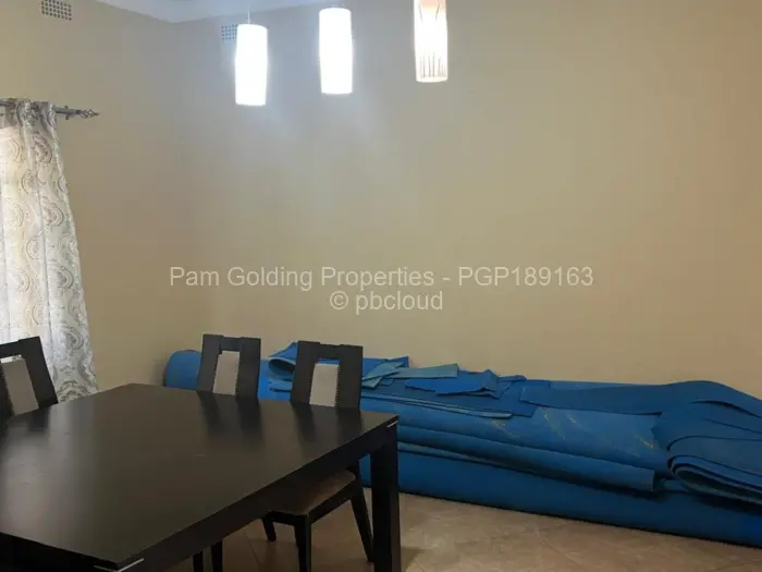 6 Bedroom House for Sale in Fairbridge Park, Mutare