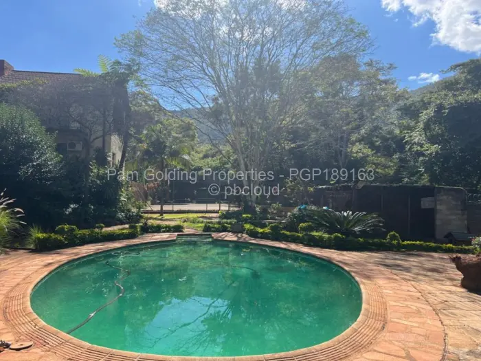 6 Bedroom House for Sale in Fairbridge Park, Mutare