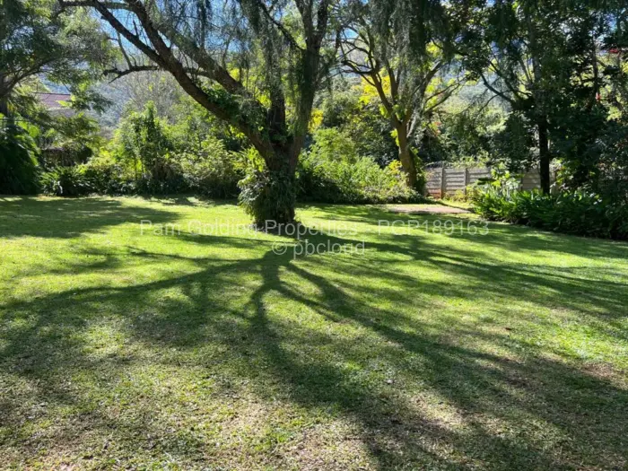 6 Bedroom House for Sale in Fairbridge Park, Mutare