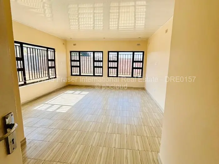 4 Bedroom House to Rent in Ridgeview