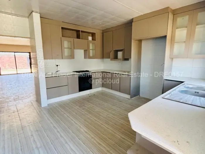 4 Bedroom House to Rent in Ridgeview