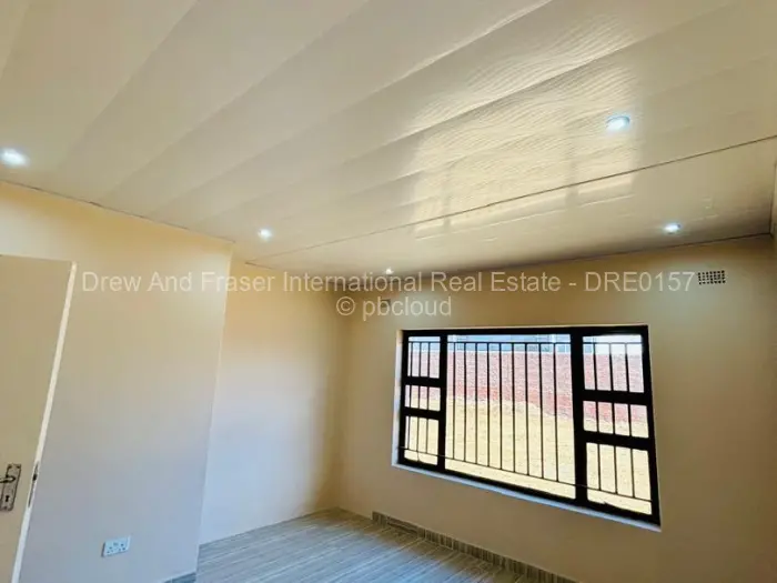 4 Bedroom House to Rent in Ridgeview
