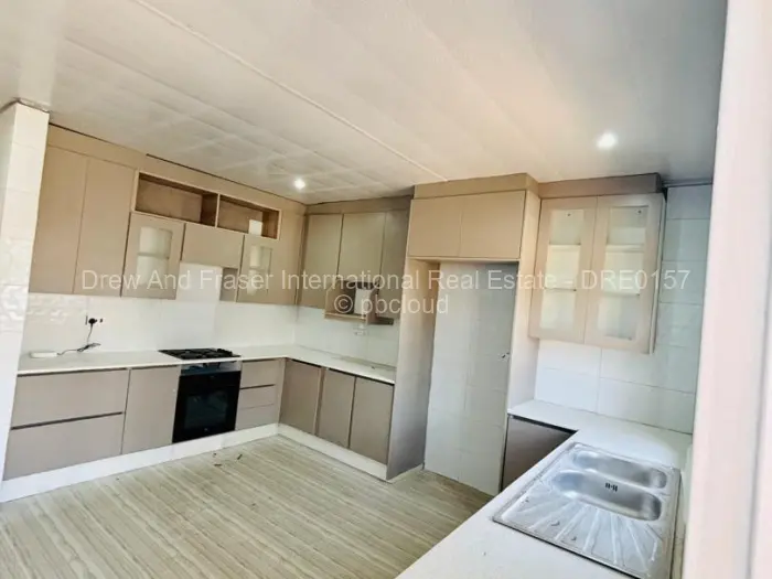 4 Bedroom House to Rent in Ridgeview