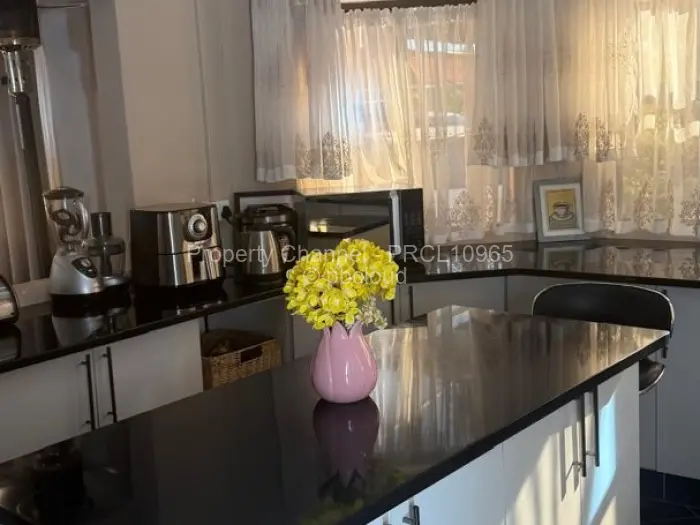 Townhouse/Cluster for Sale in Borrowdale, Harare