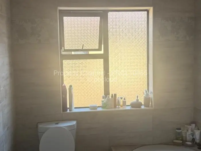 Townhouse/Cluster for Sale in Borrowdale, Harare