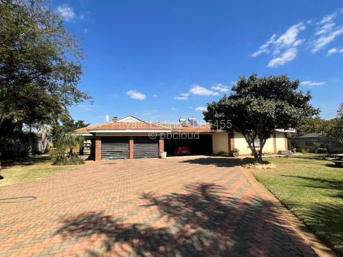 5 Bedroom House to Rent in Goodhope, Harare