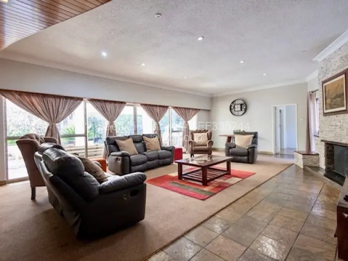 4 Bedroom House for Sale in Glen Lorne, Harare