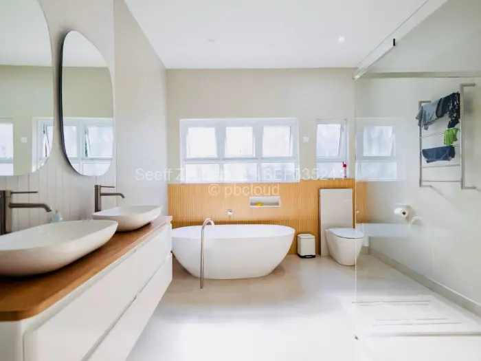 4 Bedroom House for Sale in Glen Lorne, Harare