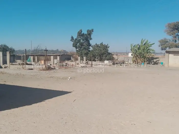 Industrial Stand for Sale in Epworth, Harare