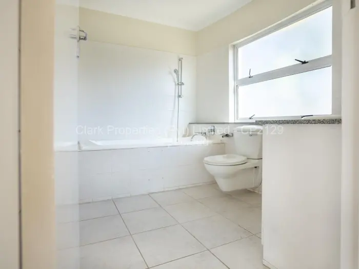 6 Bedroom House for Sale in Mount Pleasant, Harare