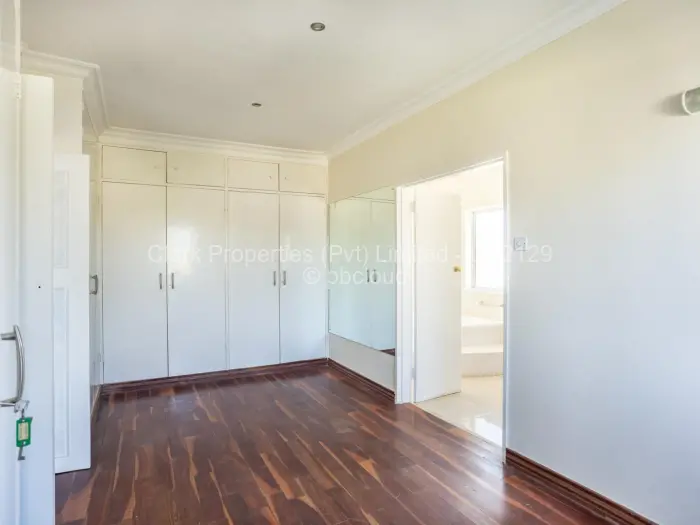 6 Bedroom House for Sale in Mount Pleasant, Harare