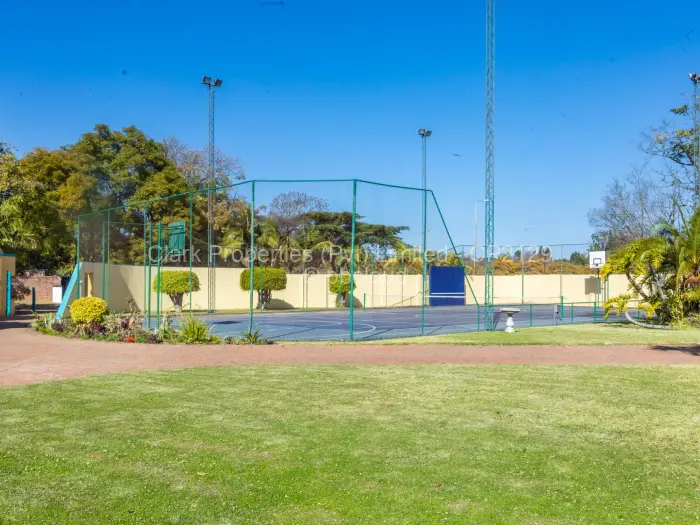 6 Bedroom House for Sale in Mount Pleasant, Harare