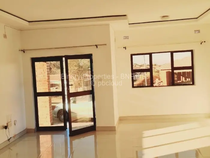 Townhouse/Complex/Cluster to Rent in Borrowdale