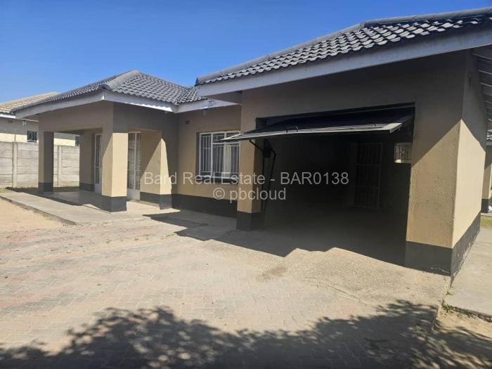 3 Bedroom House for Sale in Mainway Meadows, Harare
