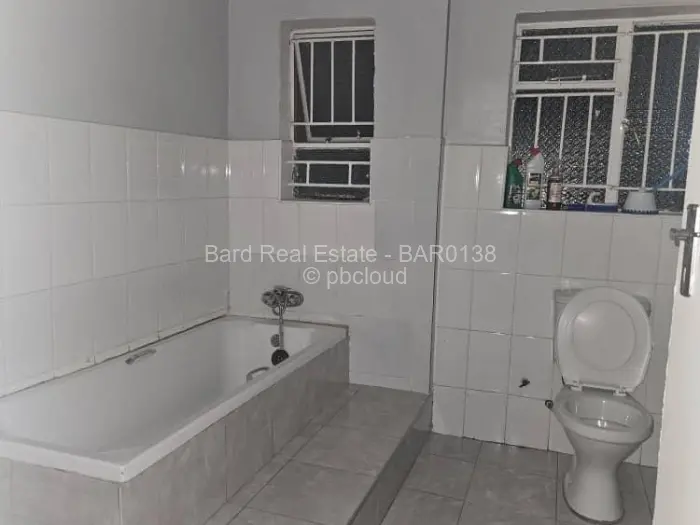 3 Bedroom House for Sale in Mainway Meadows, Harare