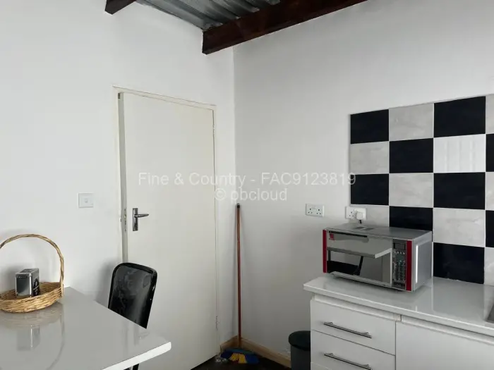 1 Bedroom Cottage/Garden Flat to Rent in Greendale