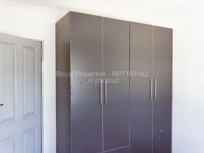 Townhouse/Cluster for Sale in Hillside Byo, Bulawayo