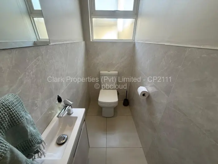 Townhouse/Complex/Cluster to Rent in Highlands