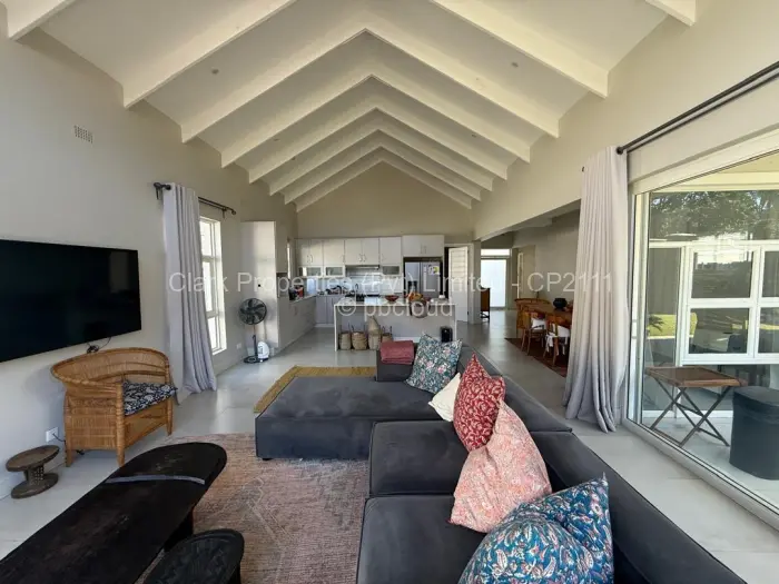 Townhouse/Complex/Cluster to Rent in Highlands