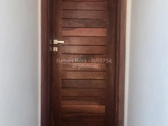 4 Bedroom Cottage/Garden Flat to Rent in Borrowdale