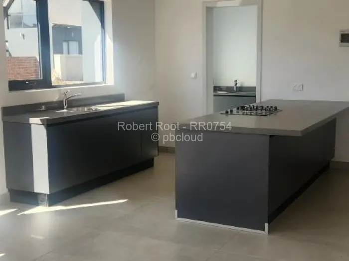 4 Bedroom Cottage/Garden Flat to Rent in Borrowdale