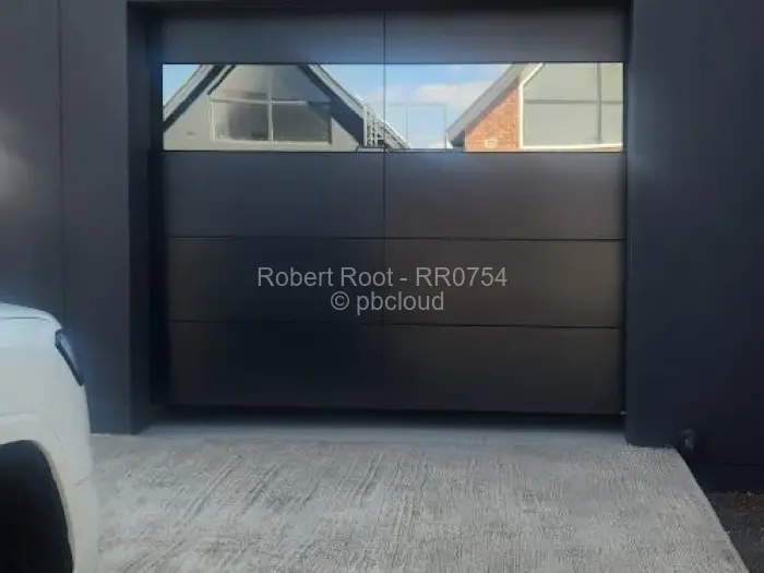 4 Bedroom Cottage/Garden Flat to Rent in Borrowdale