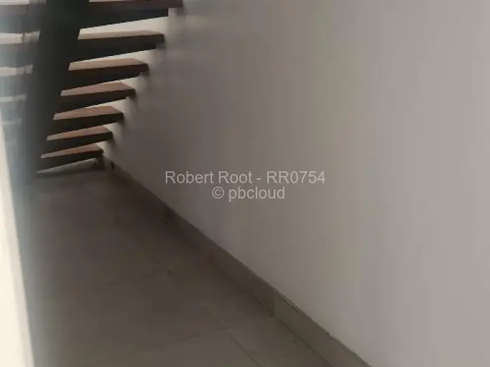 4 Bedroom Cottage/Garden Flat to Rent in Borrowdale