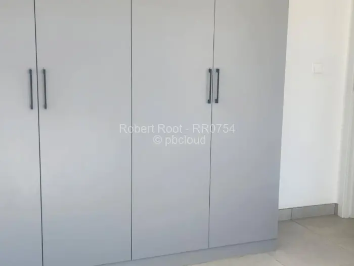 4 Bedroom Cottage/Garden Flat to Rent in Borrowdale